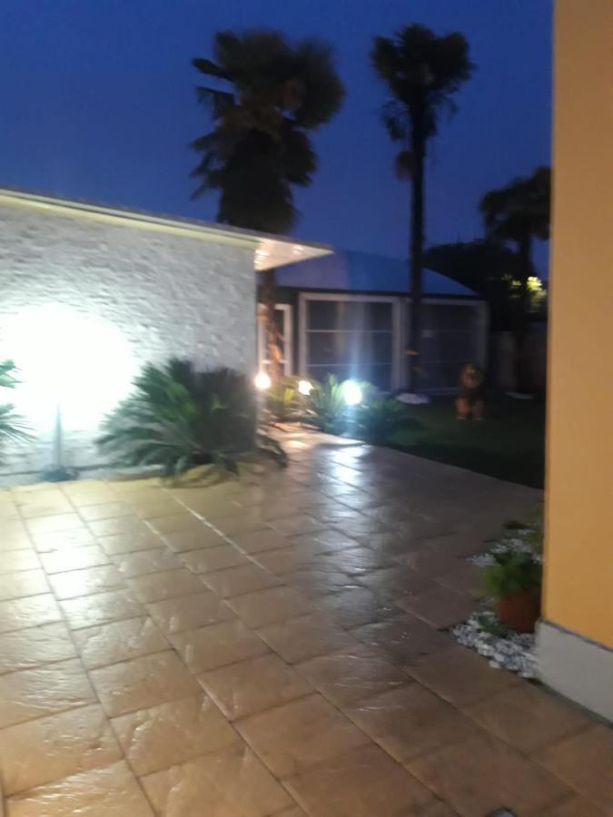 Exclusive Passion Bed & Breakfast Rho Exterior photo